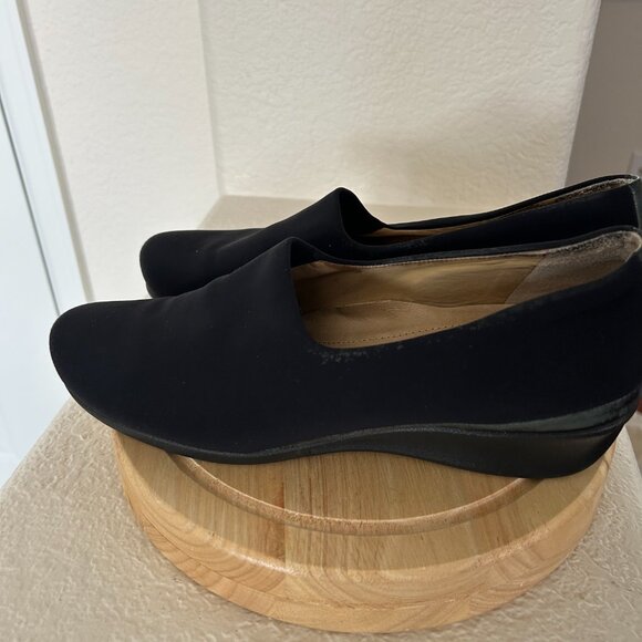 Ecco Women's Black Stretch Slip-On Shoe- Size 41 EU - Picture 7 of 8